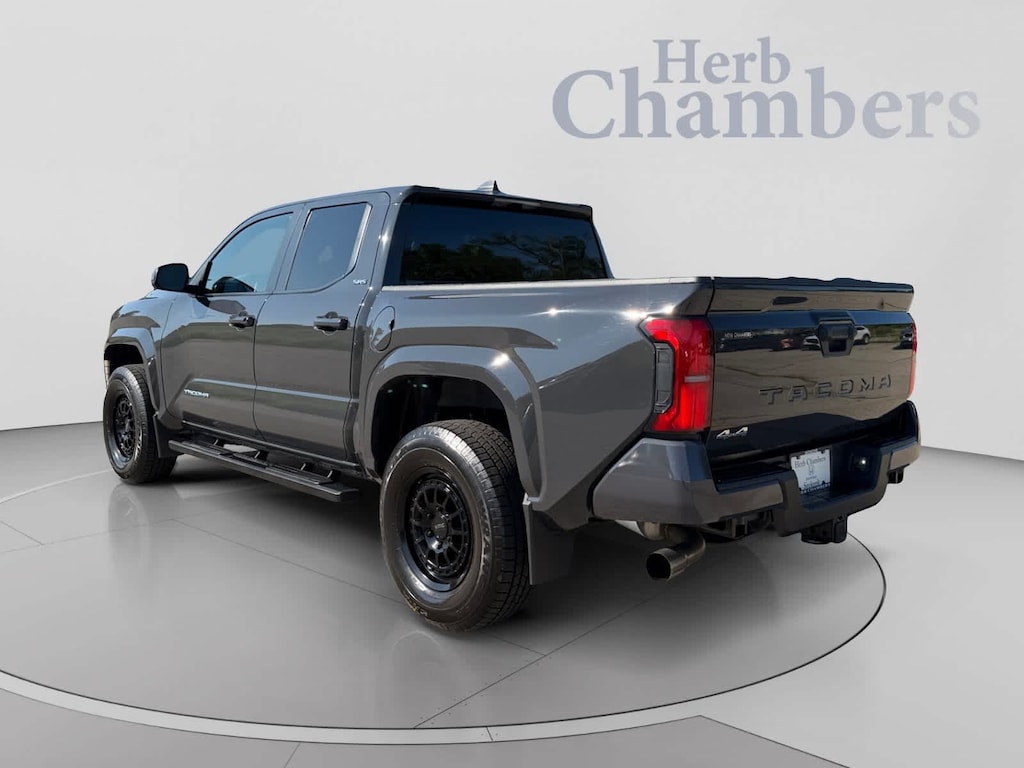 Used 2025 Toyota Tacoma SR5 Truck Double Cab