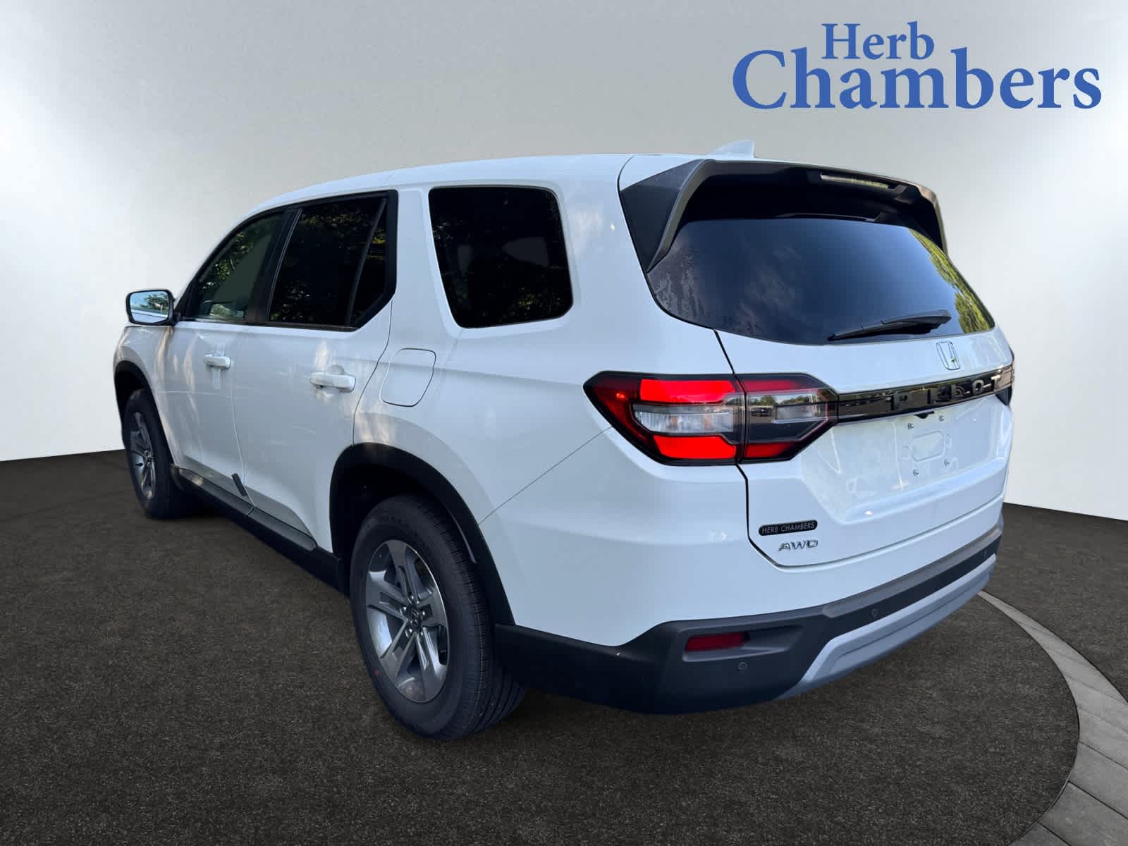 2025 Honda Pilot EX-L photo 3