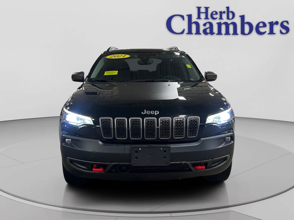 Used 2021 Jeep Cherokee Trailhawk SUV