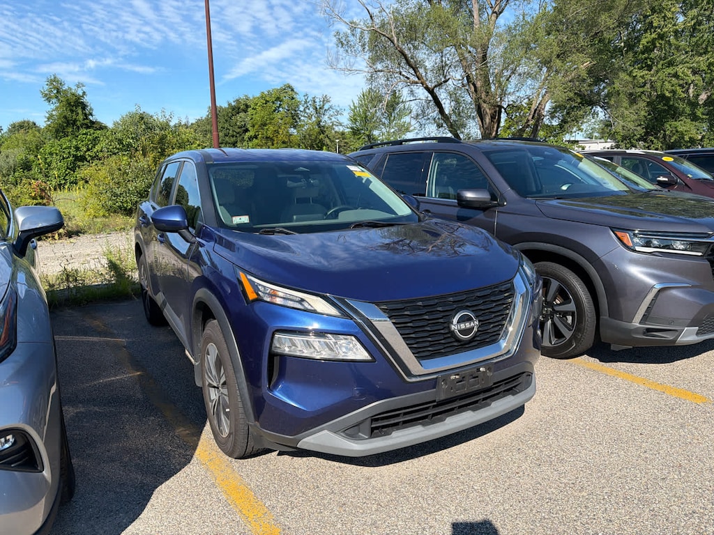 Used 2023 Nissan Rogue SV SUV
