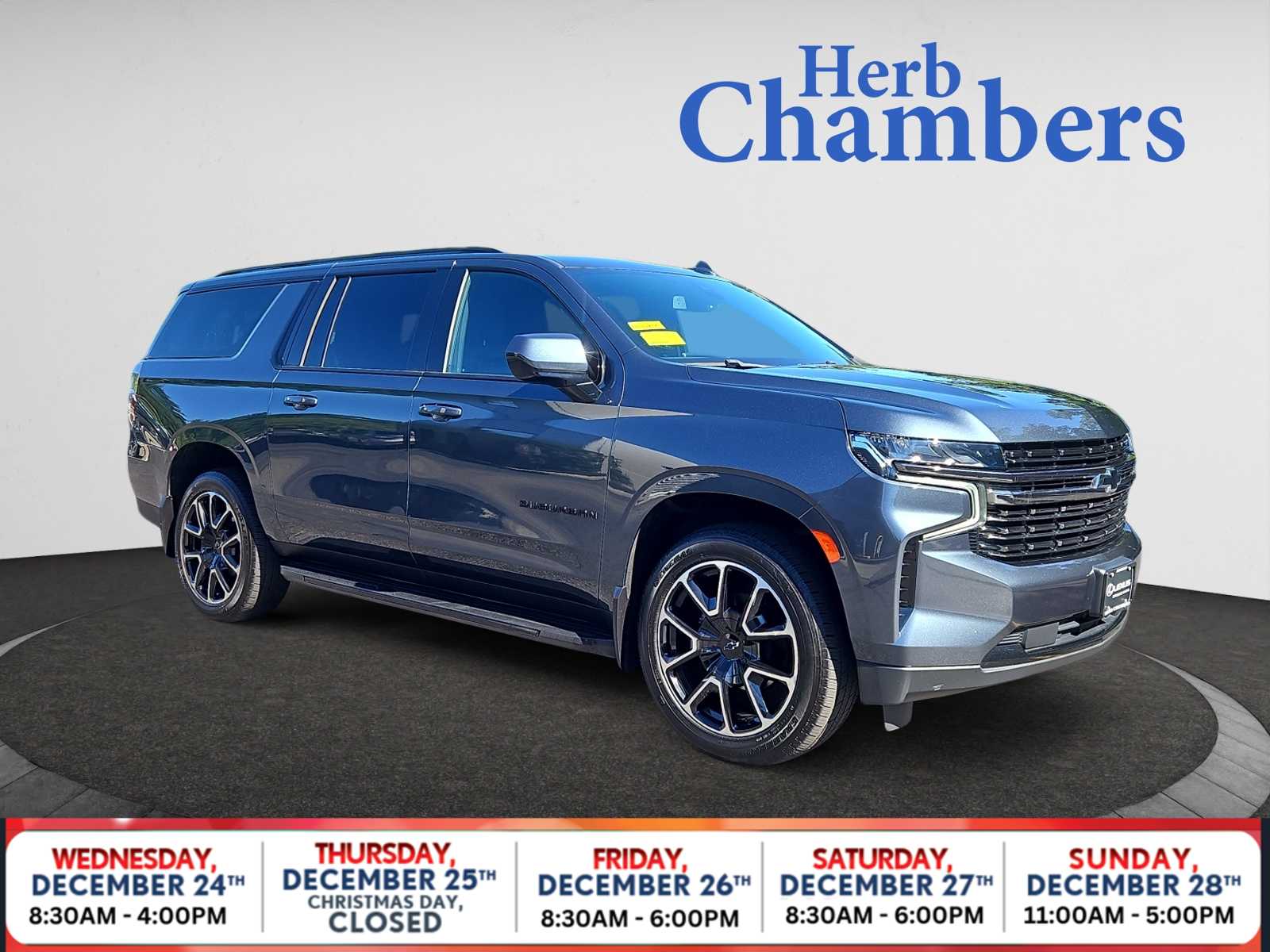 2021 Chevrolet Suburban RST's photo