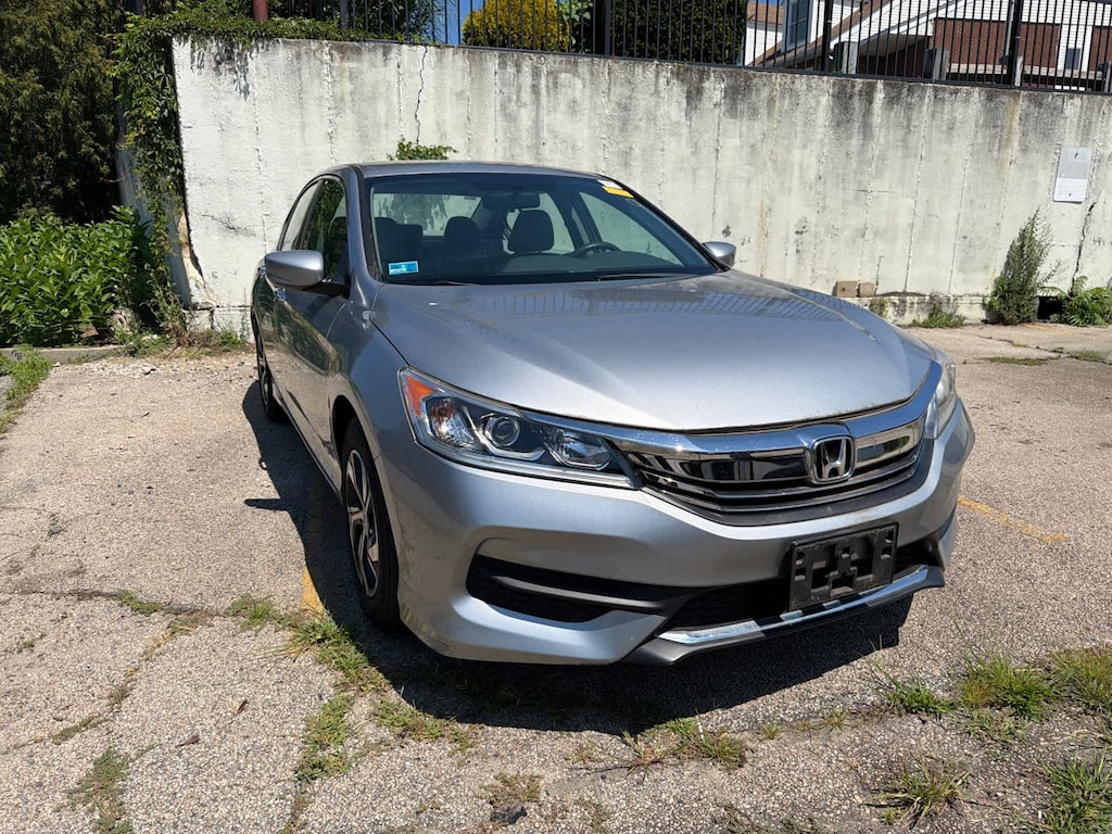 Used 2017 Honda Accord LX Sedan