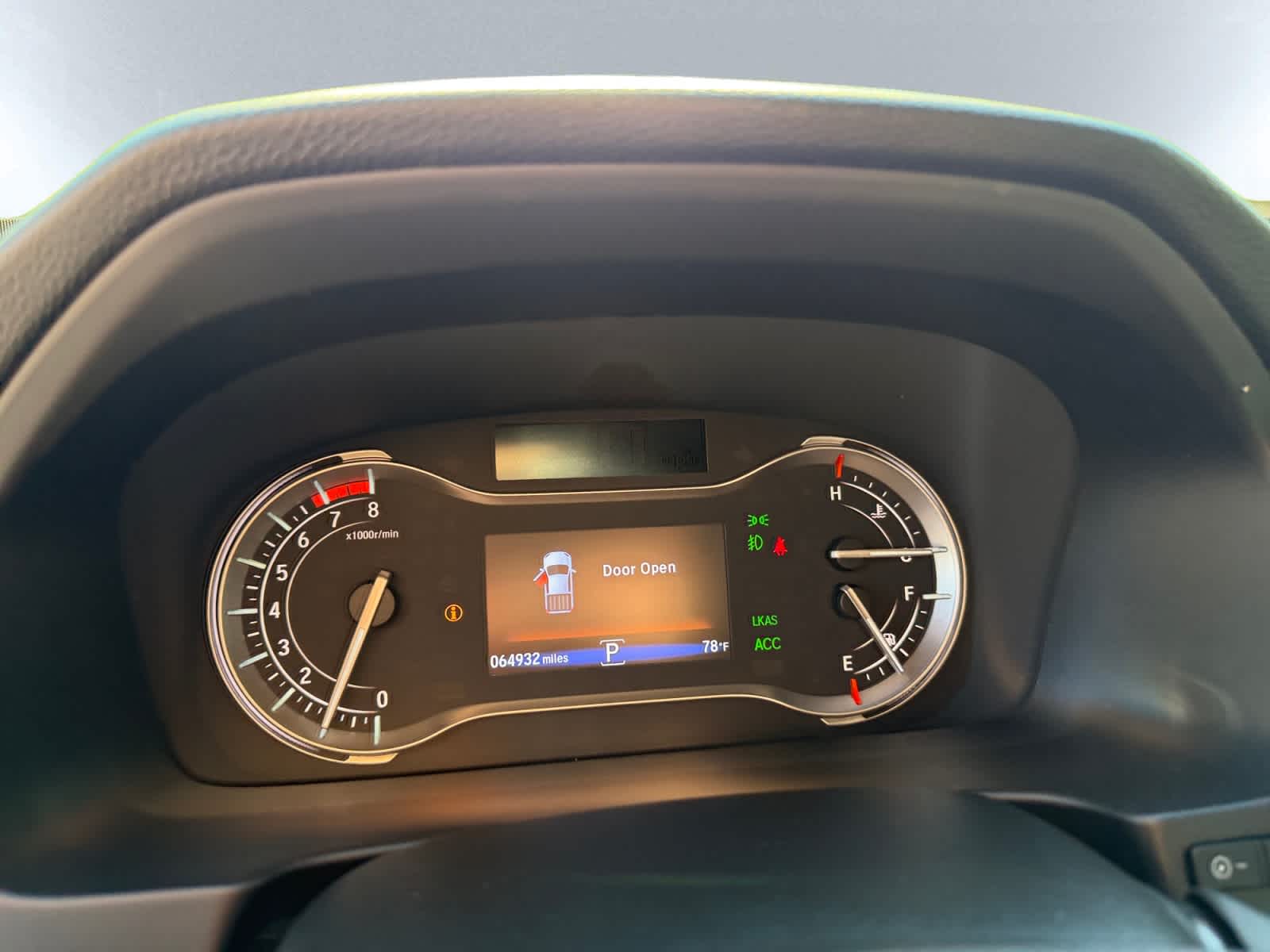 2022 Honda Ridgeline Black Edition photo 2
