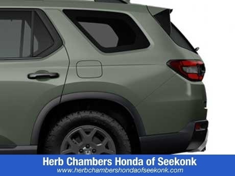2026 Honda Pilot TrailSport AWD's photo