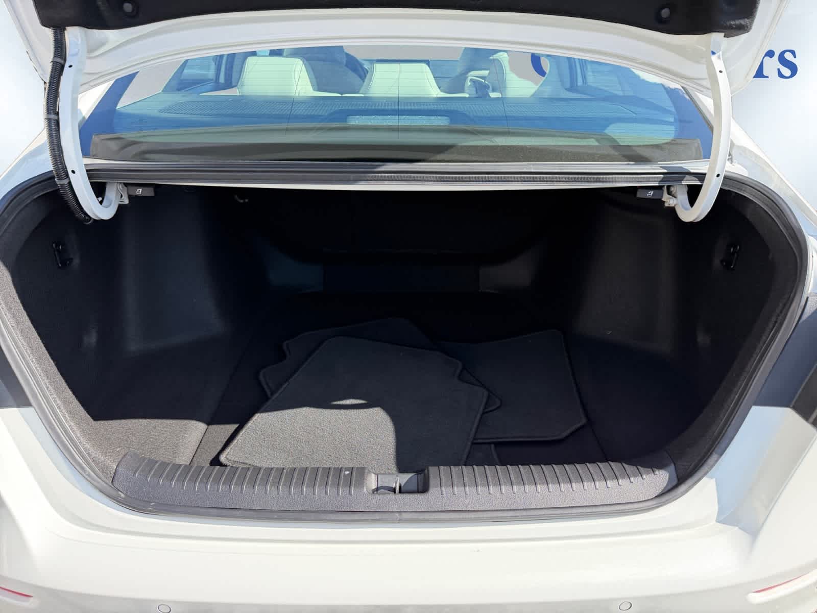 2023 Honda Accord Hybrid EX-L photo 3