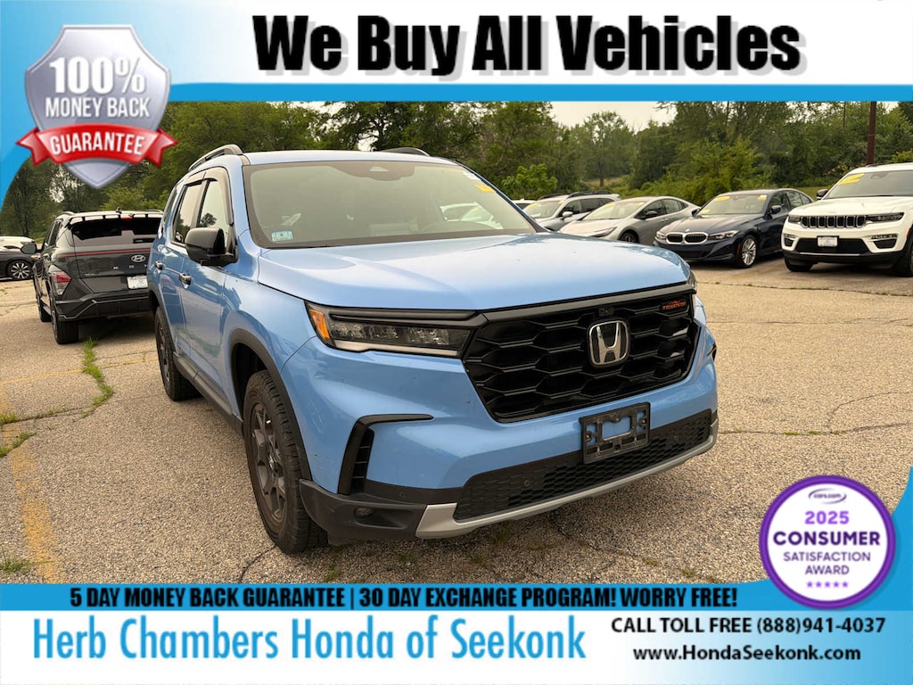 Used 2025 Honda Pilot TrailSport SUV