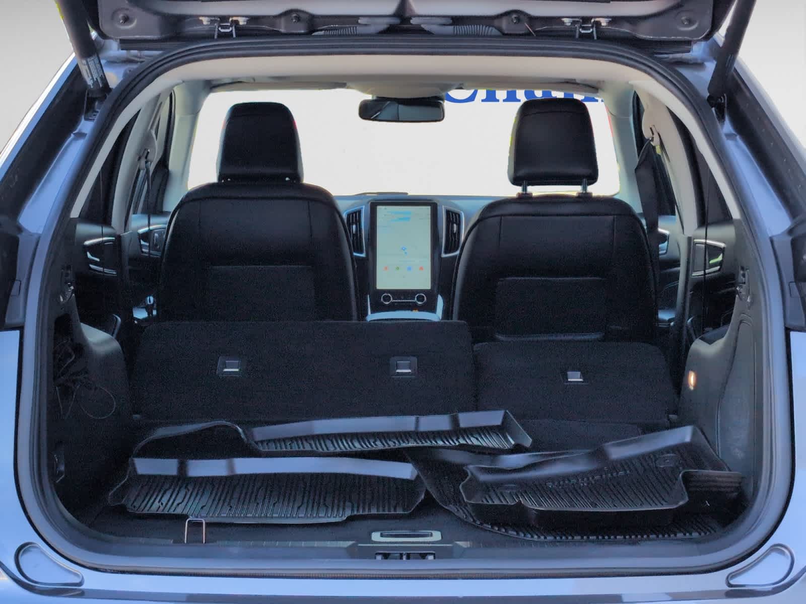 2022 Ford Edge Titanium photo 3