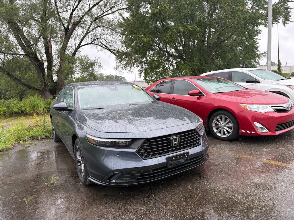 Used 2024 Honda Accord Hybrid EX-L Sedan