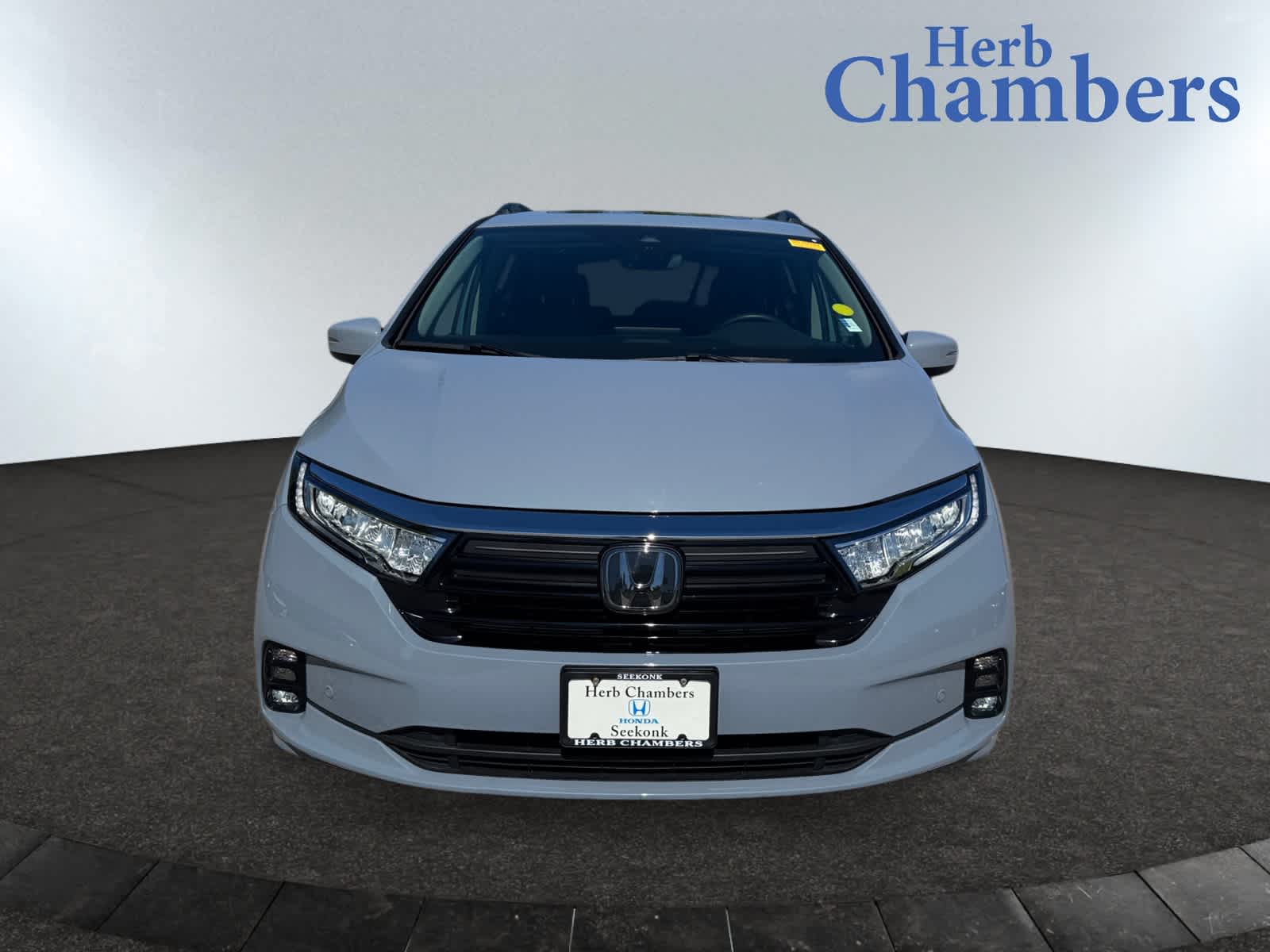 2023 Honda Odyssey Elite photo 2