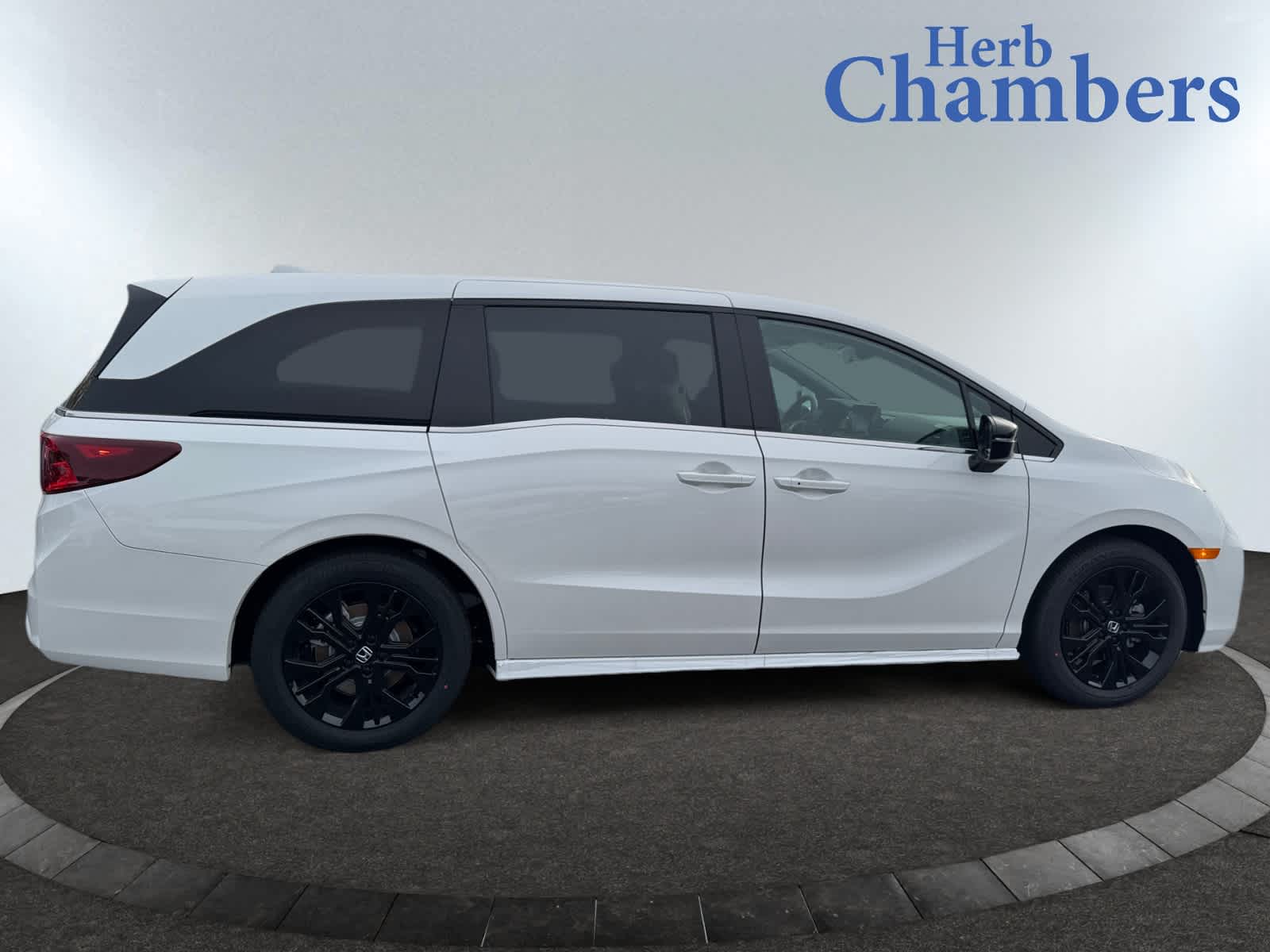 2026 Honda Odyssey Sport L - Photo 11
