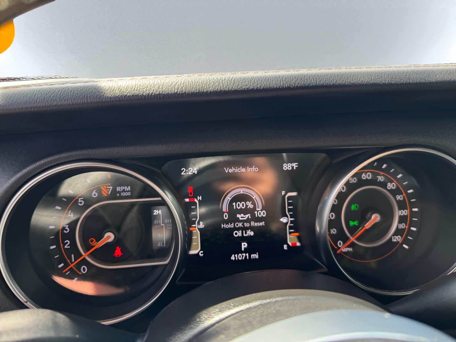 2021 Jeep Gladiator Overland photo 4