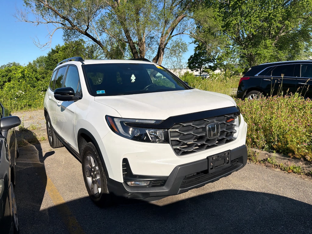 Used 2023 Honda Passport TrailSport SUV