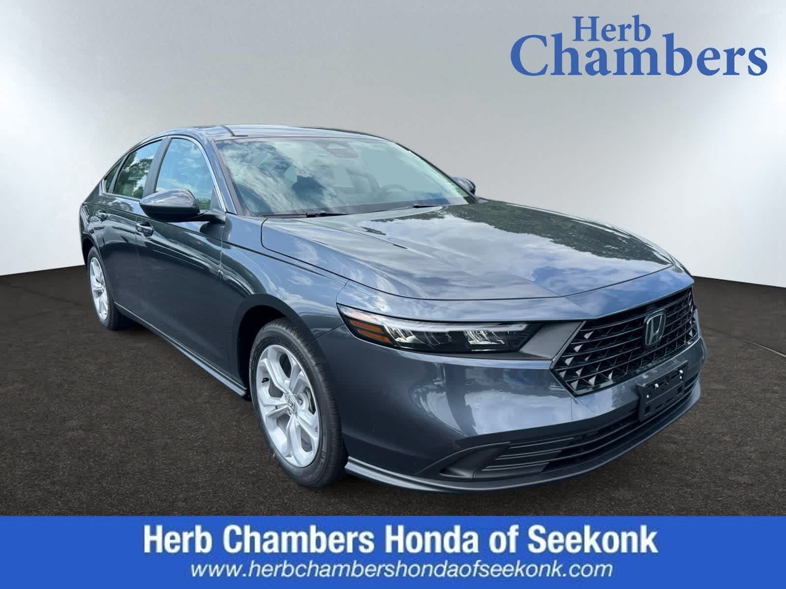 2025 Honda Accord LX's photo