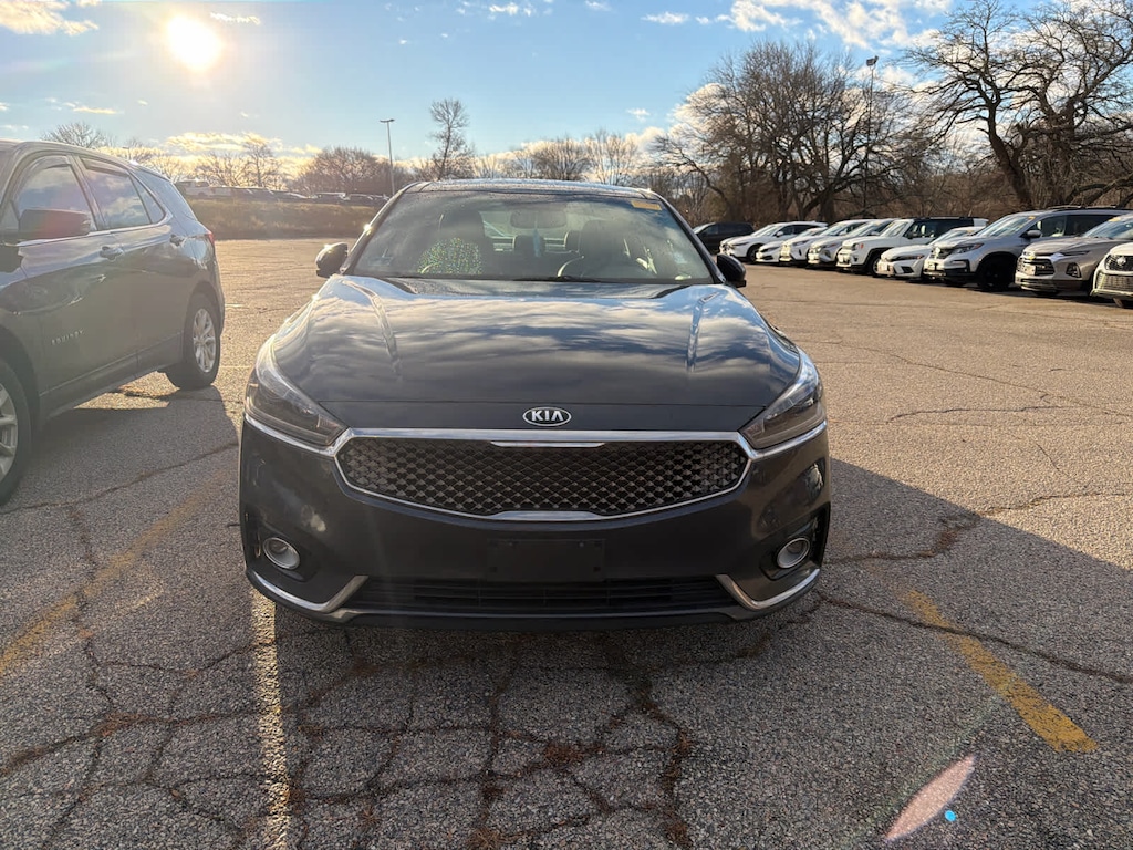 Used 2018 Kia Cadenza Premium Sedan