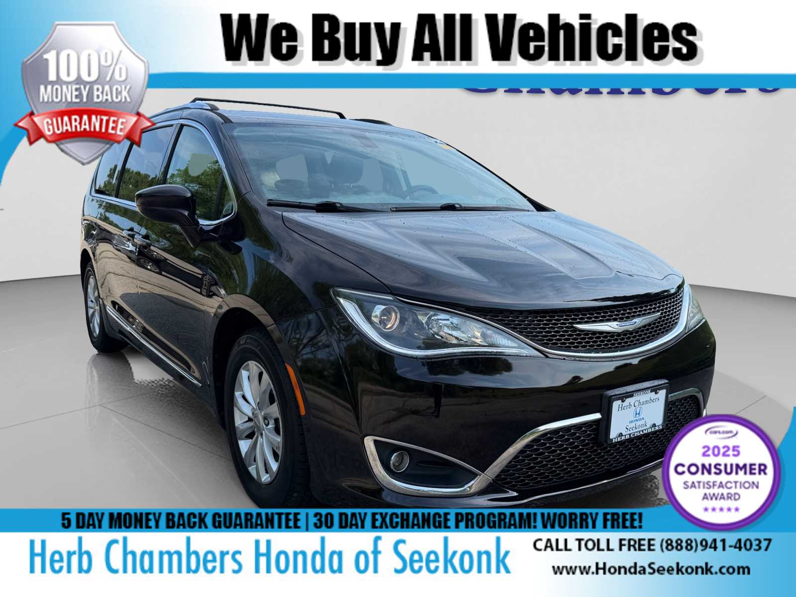 2018 Chrysler Pacifica Touring L's photo