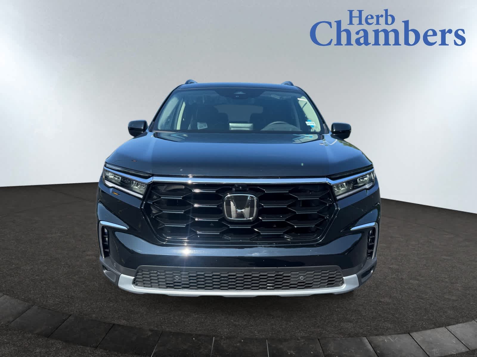 2025 Honda Pilot Elite photo 2