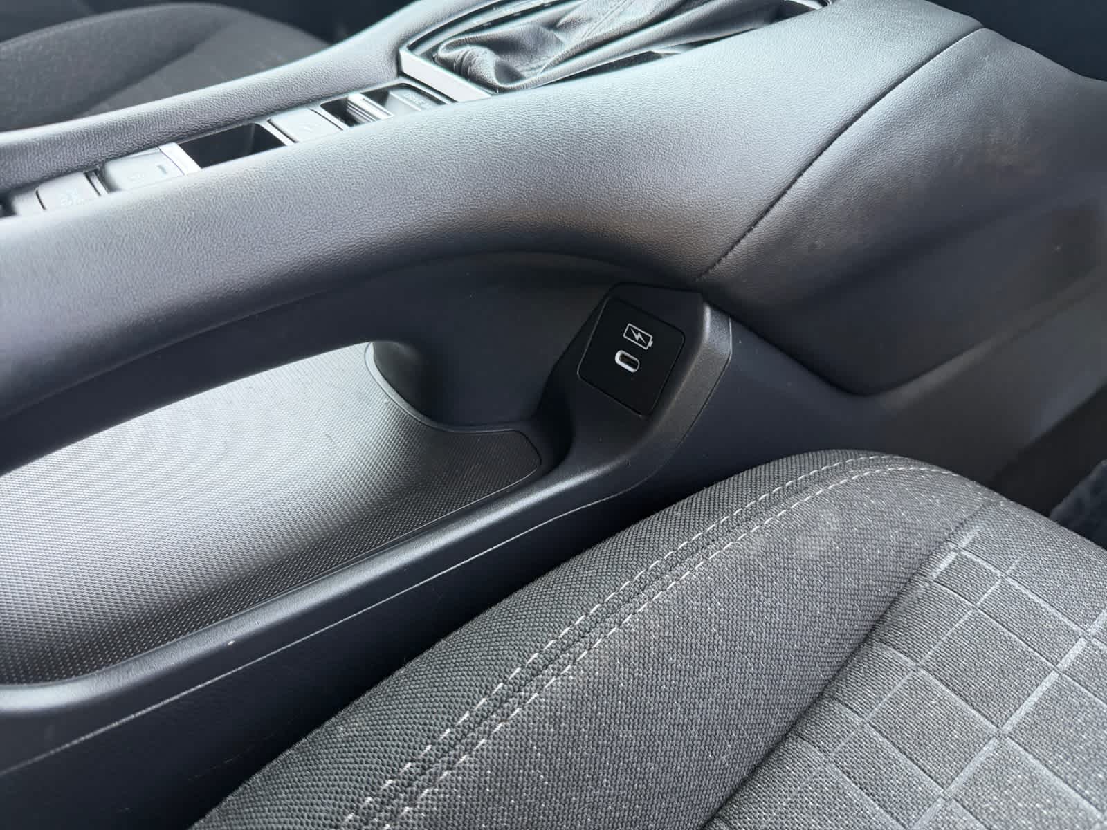 2025 Honda HR-V LX - Photo 13