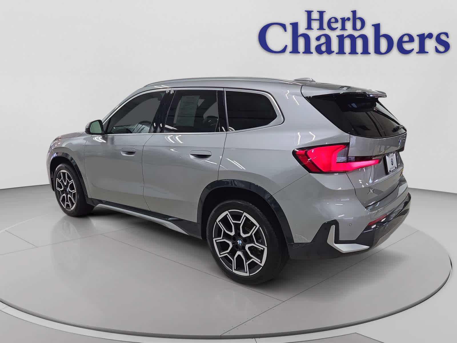 2025 BMW X1 28i | CarEdge | CarEdge