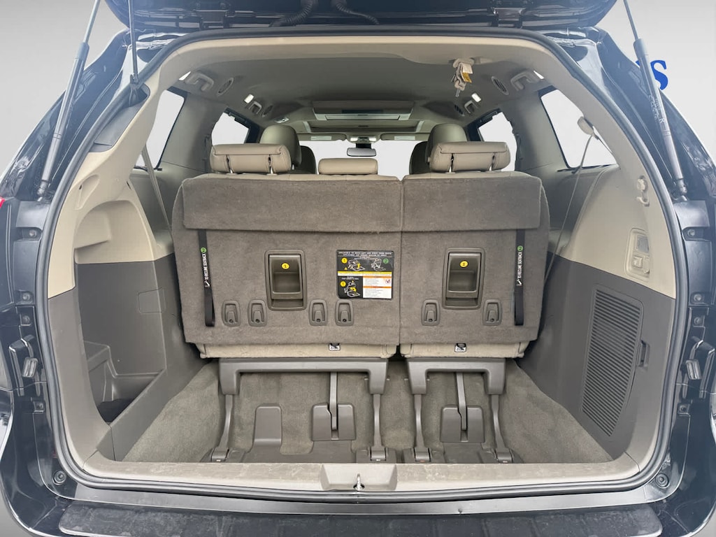 Used 2020 Toyota Sienna XLE Premium 7 Passenger Van