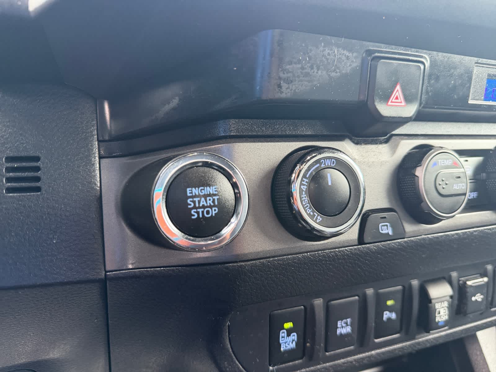 2022 Toyota Tacoma TRD Sport - Photo 28
