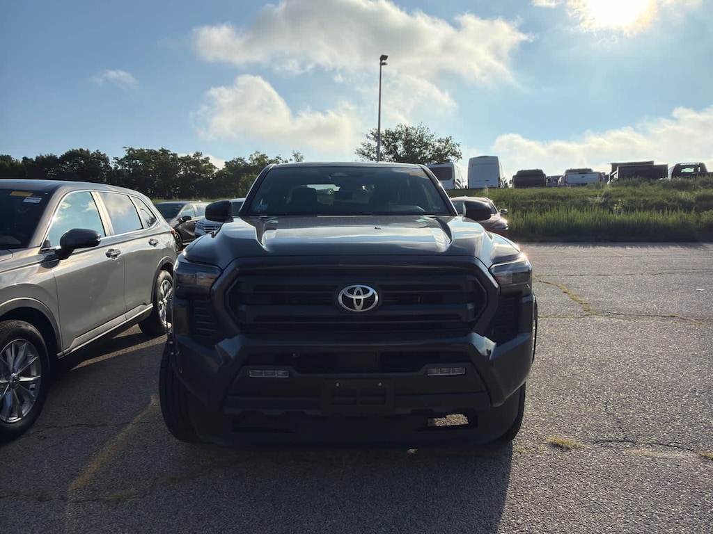 Used 2025 Toyota Tacoma SR5 Truck Double Cab