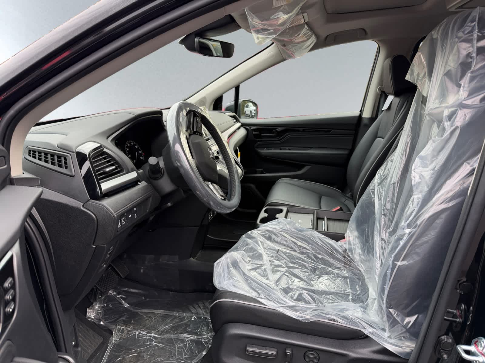 2026 Honda Odyssey Touring - Photo 6