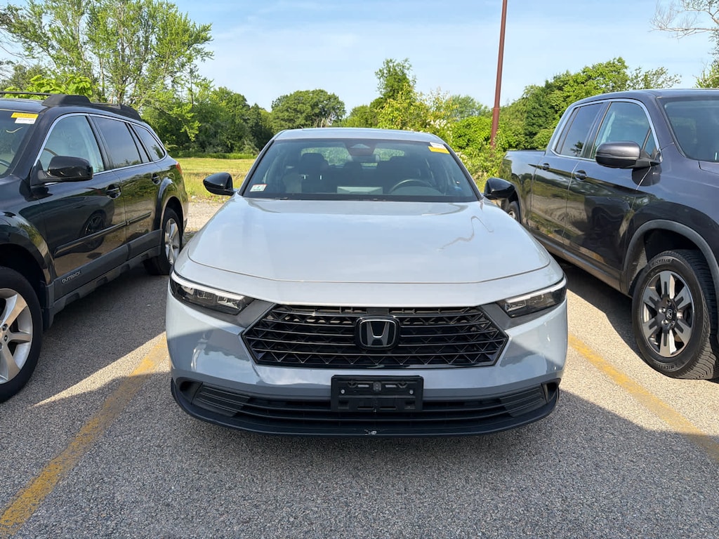 Used 2023 Honda Accord Hybrid Sport w/BSI Sedan