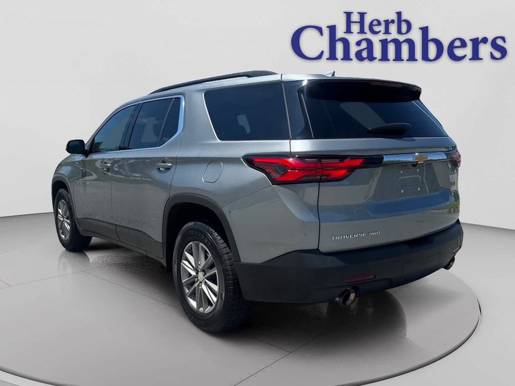 Used 2023 Chevrolet Traverse LT Leather SUV