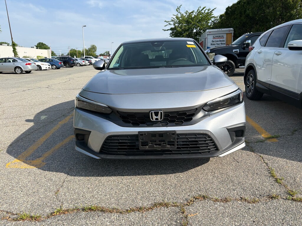 Used 2023 Honda Civic LX Hatchback