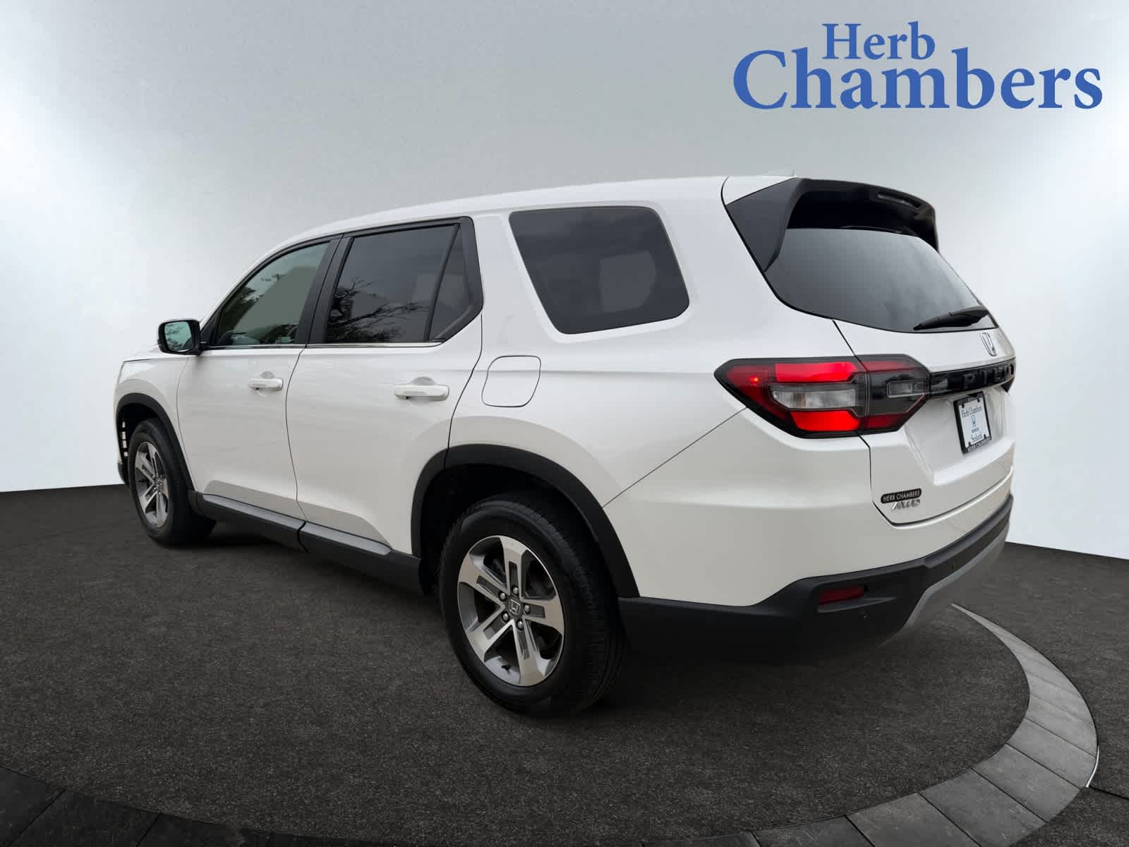 2023 Honda Pilot EX-L photo 3