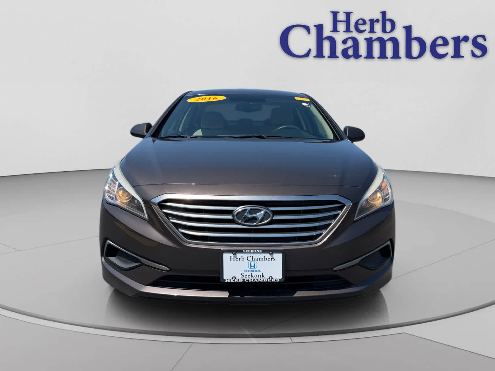 Used 2016 Hyundai Sonata SE with VIN 5NPE24AF7GH432320 for sale in Seekonk, MA