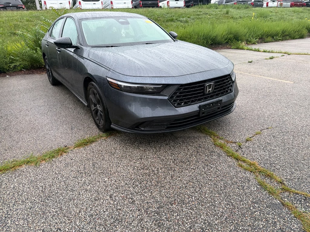 Used 2025 Honda Accord SE Sedan