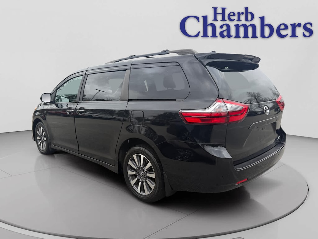 Used 2020 Toyota Sienna XLE Premium 7 Passenger Van
