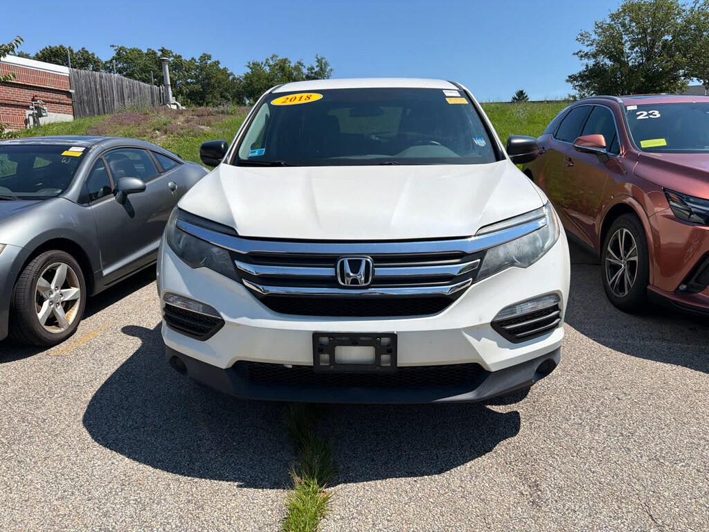 Used 2018 Honda Pilot LX AWD SUV