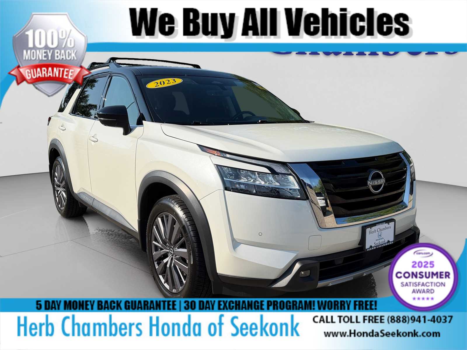 Pearl White Tricoat/Super Black 2023 Nissan Pathfinder SUV / Crossover All-Wheel Drive Automatic