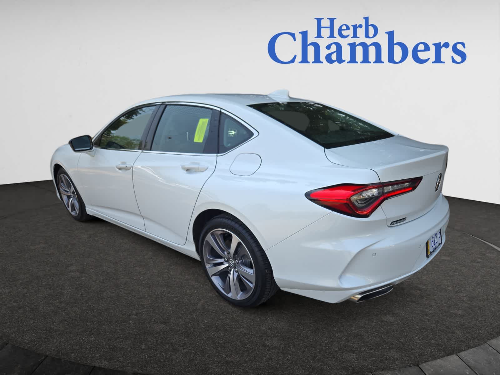 2023 Acura TLX SH-AWD Advance photo 3