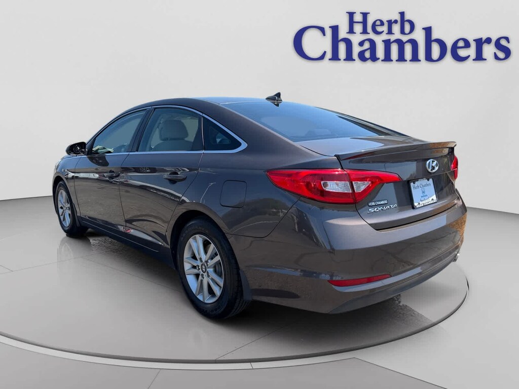 Used 2016 Hyundai Sonata SE Sedan