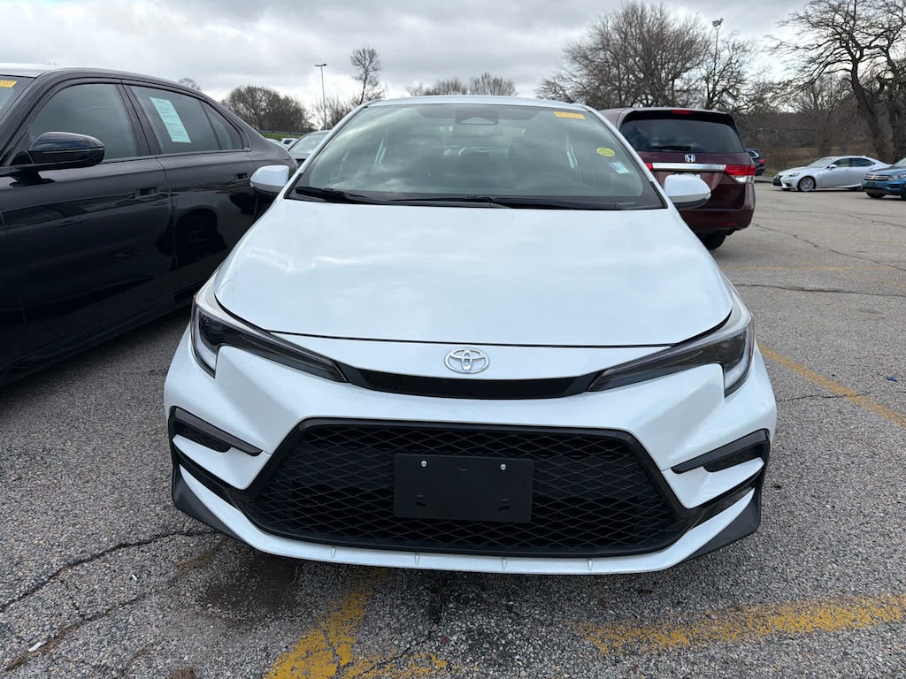 Used 2023 Toyota Corolla SE Sedan