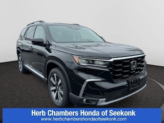 New 2025 Honda Pilot TrailSport SUV near Boston
