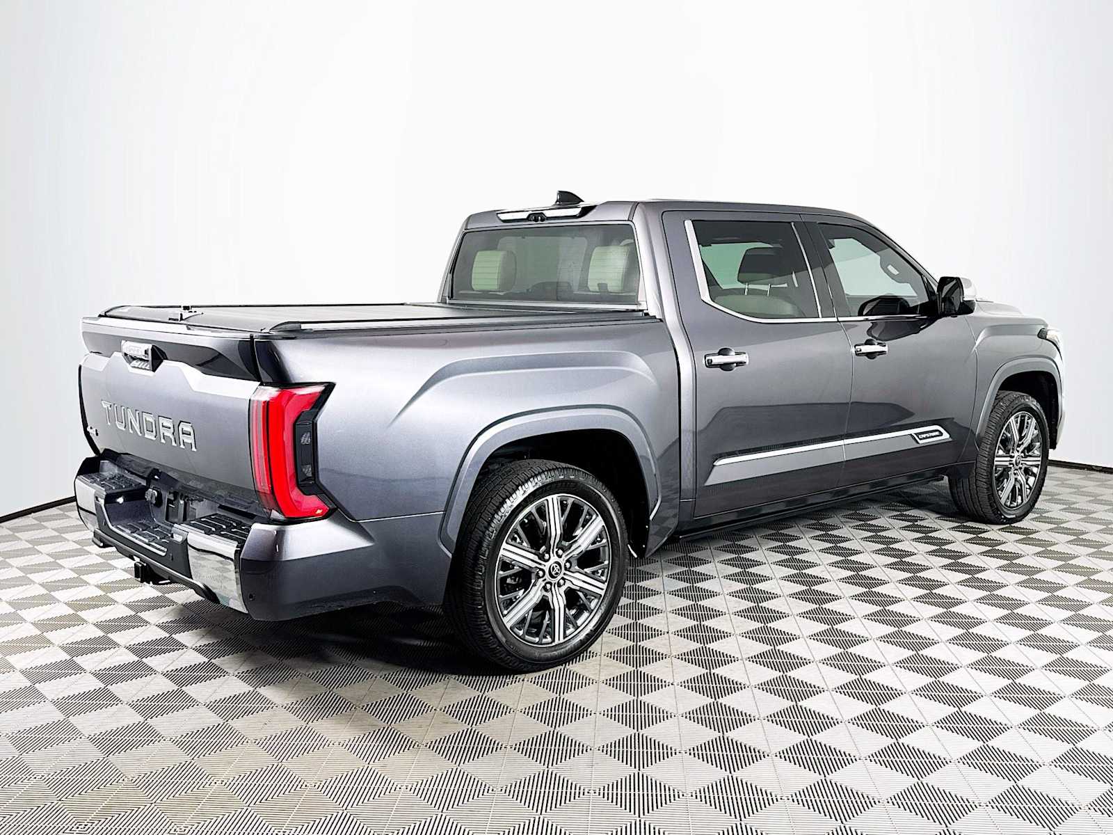 2022 Toyota Tundra Capstone - Photo 8