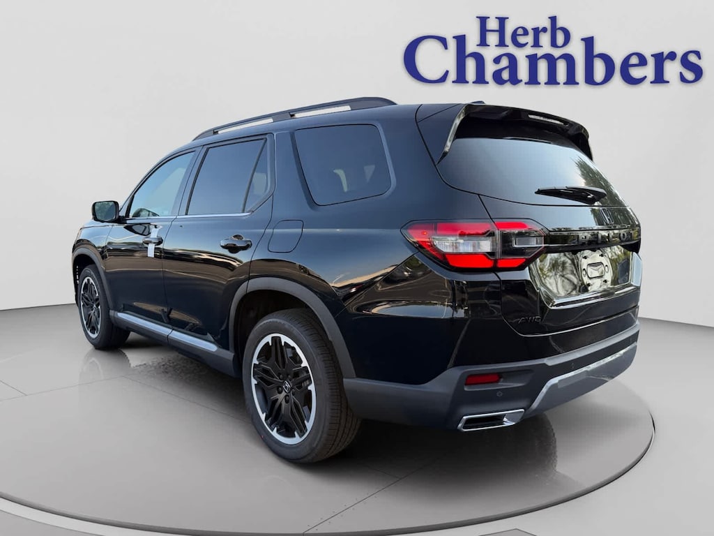 New 2026 Honda Pilot Touring S SUV