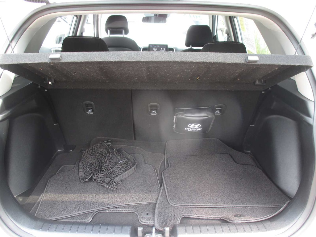 Used 2023 Hyundai Venue SEL SUV