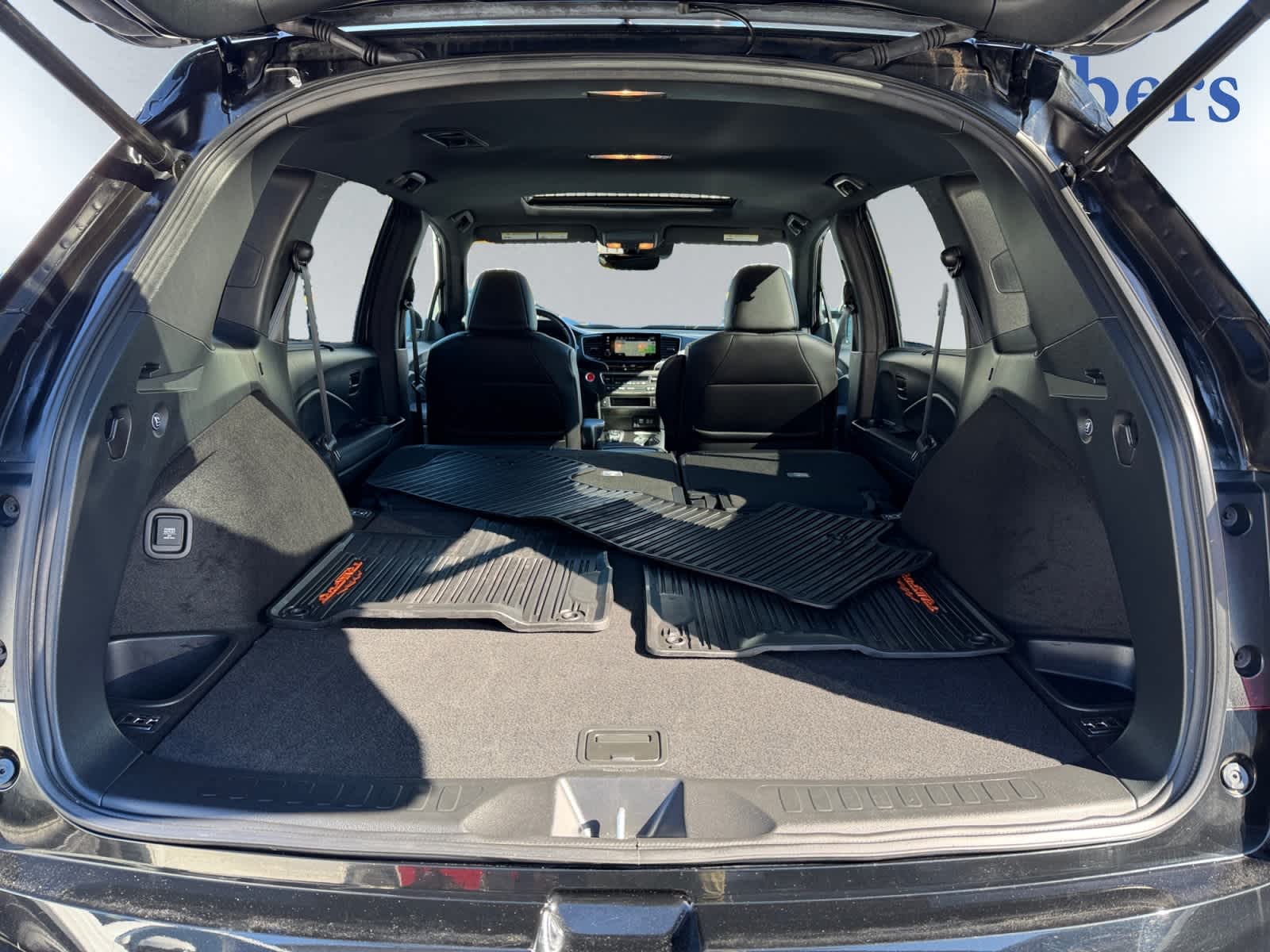 2023 Honda Passport TrailSport photo 3