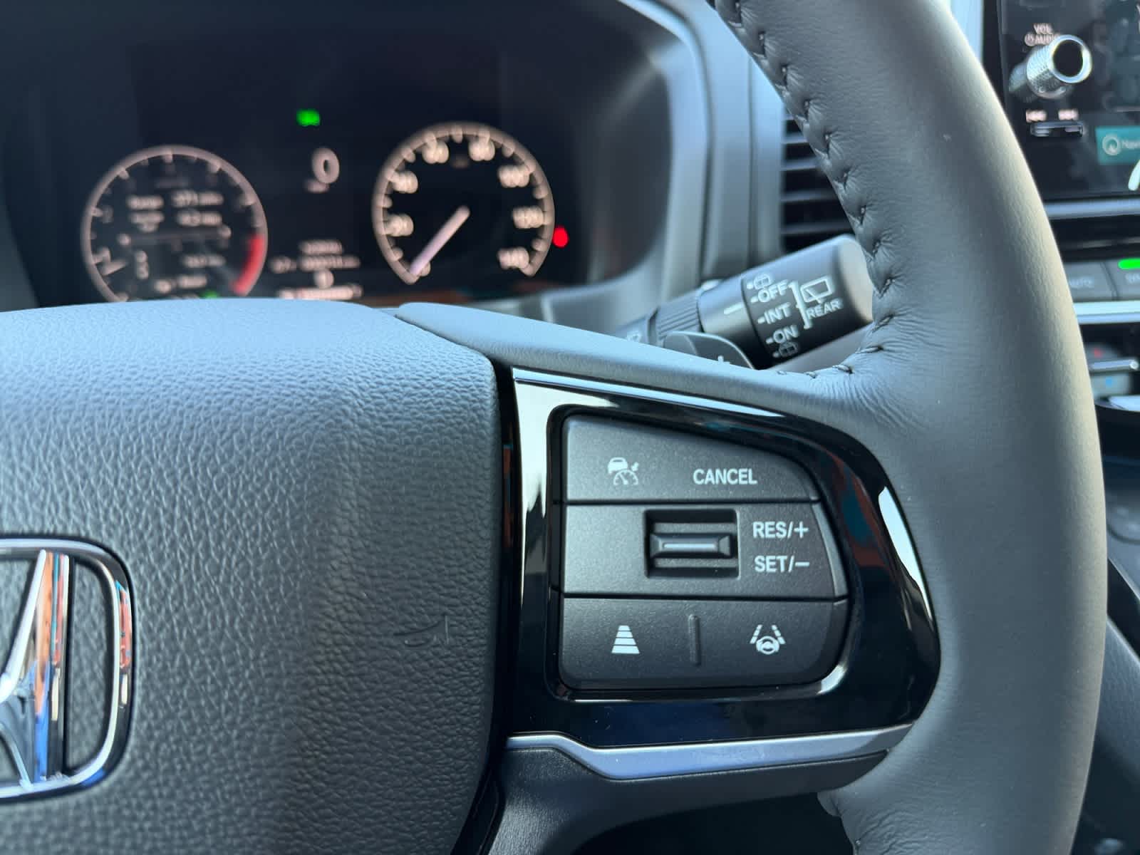 2026 Honda Odyssey Touring - Photo 25