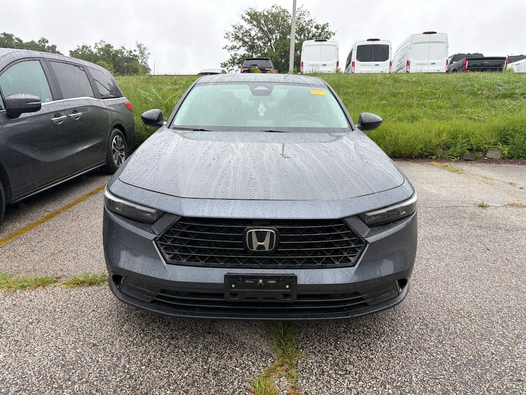 Used 2025 Honda Accord SE Sedan