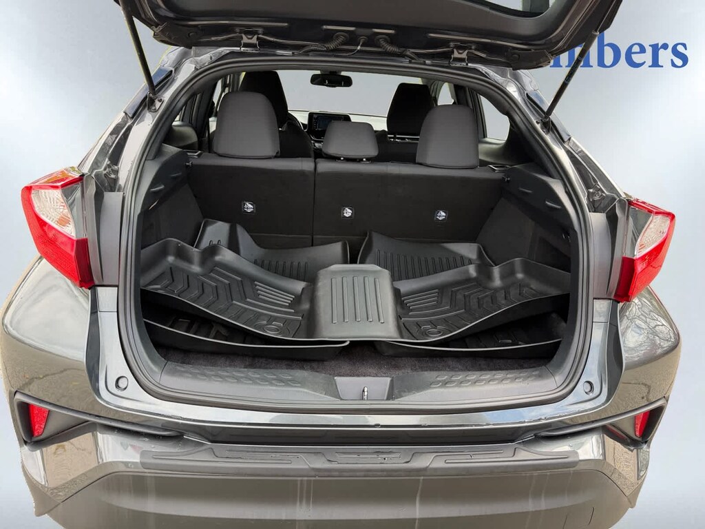 Used 2018 Toyota C-HR XLE SUV