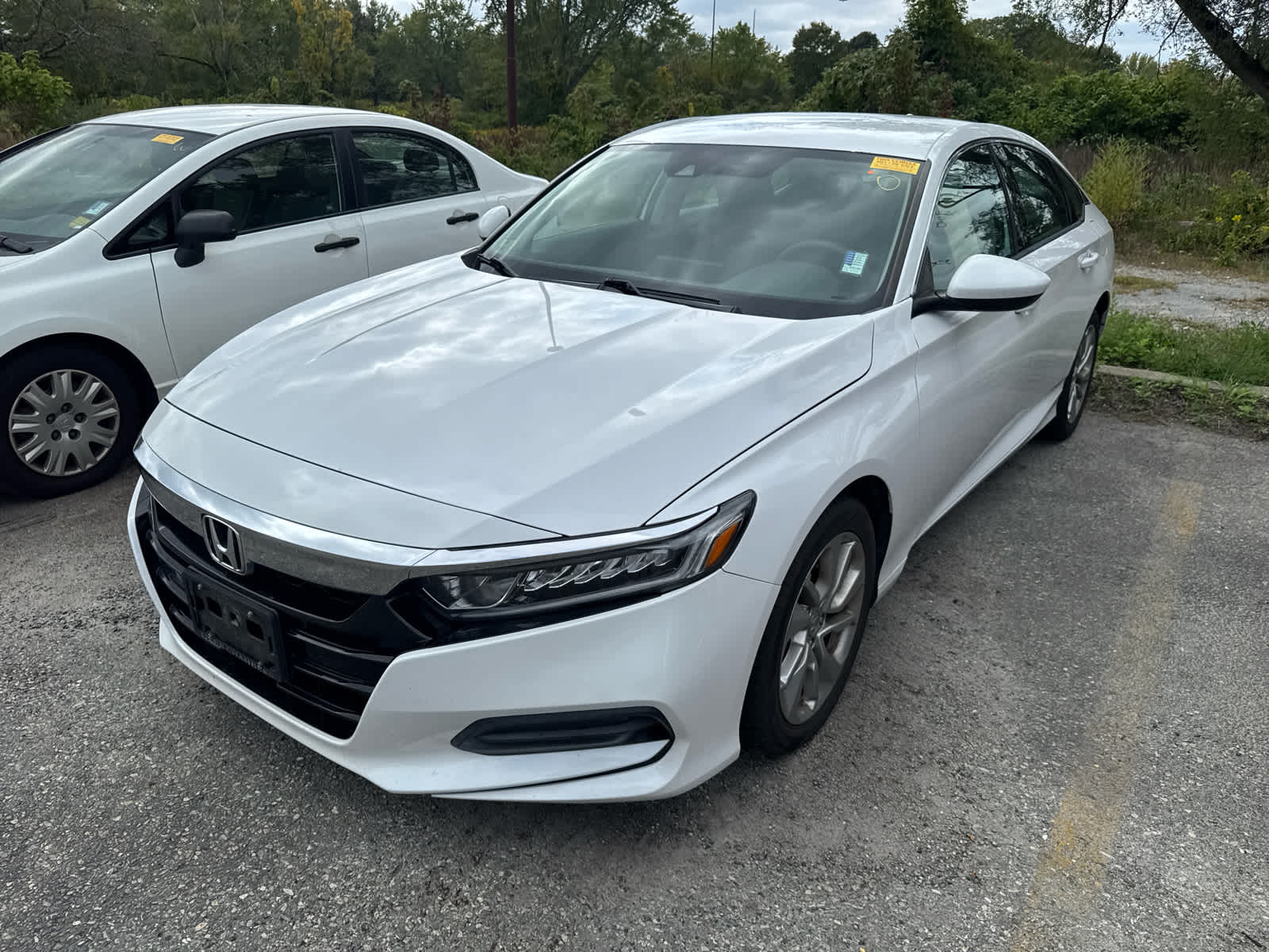 2018 Honda Accord LX photo 4