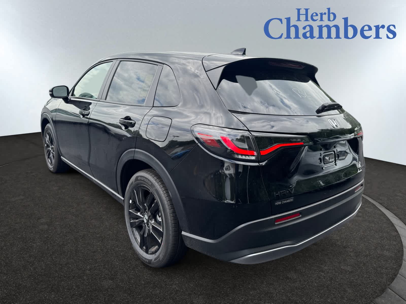 2026 Honda HR-V Sport photo 3