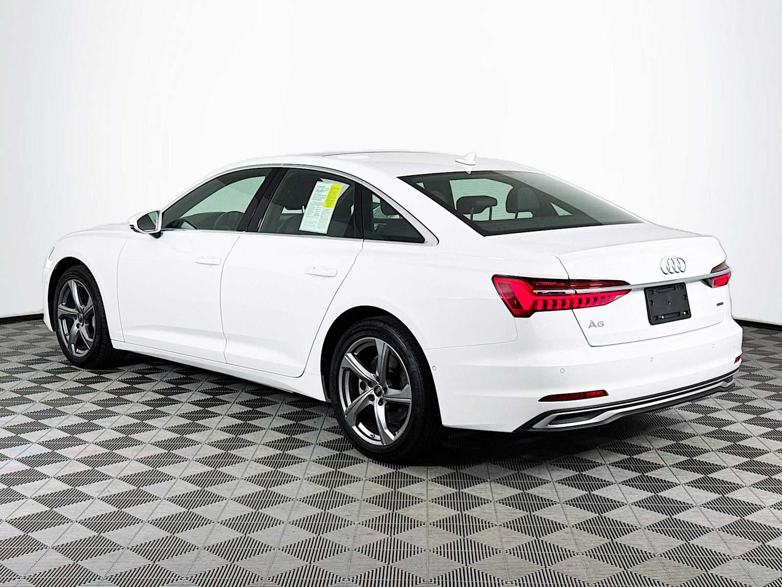 2024 Audi A6 Quattro Premium Plus photo 3