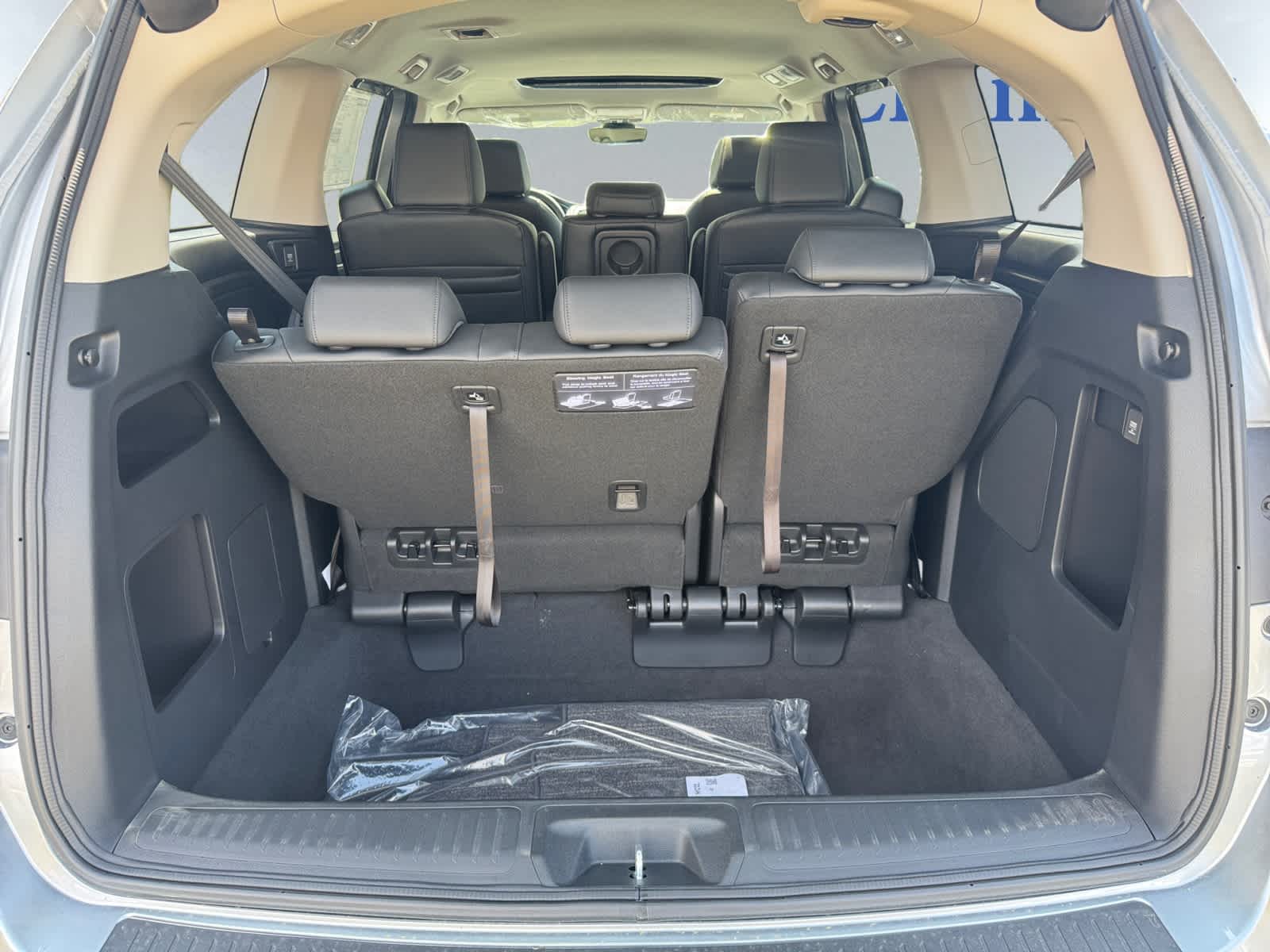 2026 Honda Odyssey EX-L photo 4